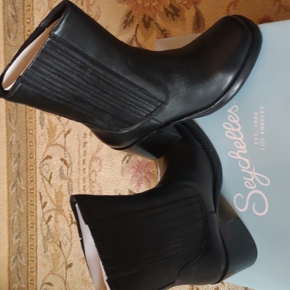 Seychelles Sweet Escape Leather Boots. Blk. Size 7.5 - Picture 1 of 4